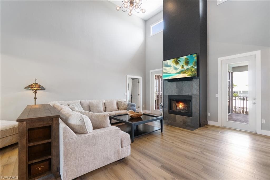 211 Sterling AVE, FORT MYERS BEACH FL 33931-2