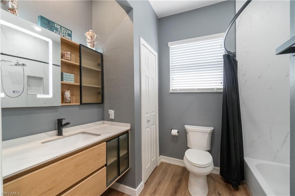 211 Sterling AVE, FORT MYERS BEACH FL 33931-23