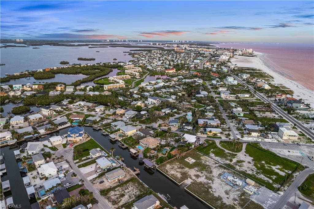 211 Sterling AVE, FORT MYERS BEACH FL 33931-48