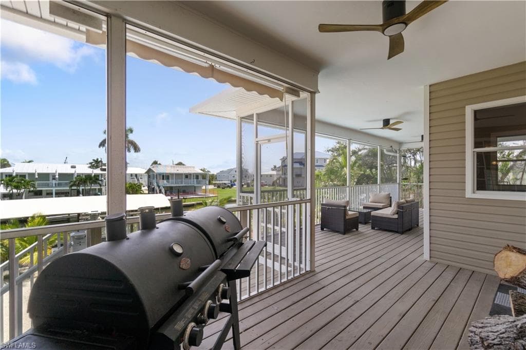 211 Sterling AVE, FORT MYERS BEACH FL 33931-32