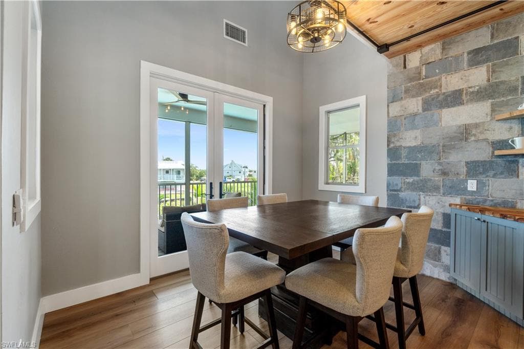 211 Sterling AVE, FORT MYERS BEACH FL 33931-13