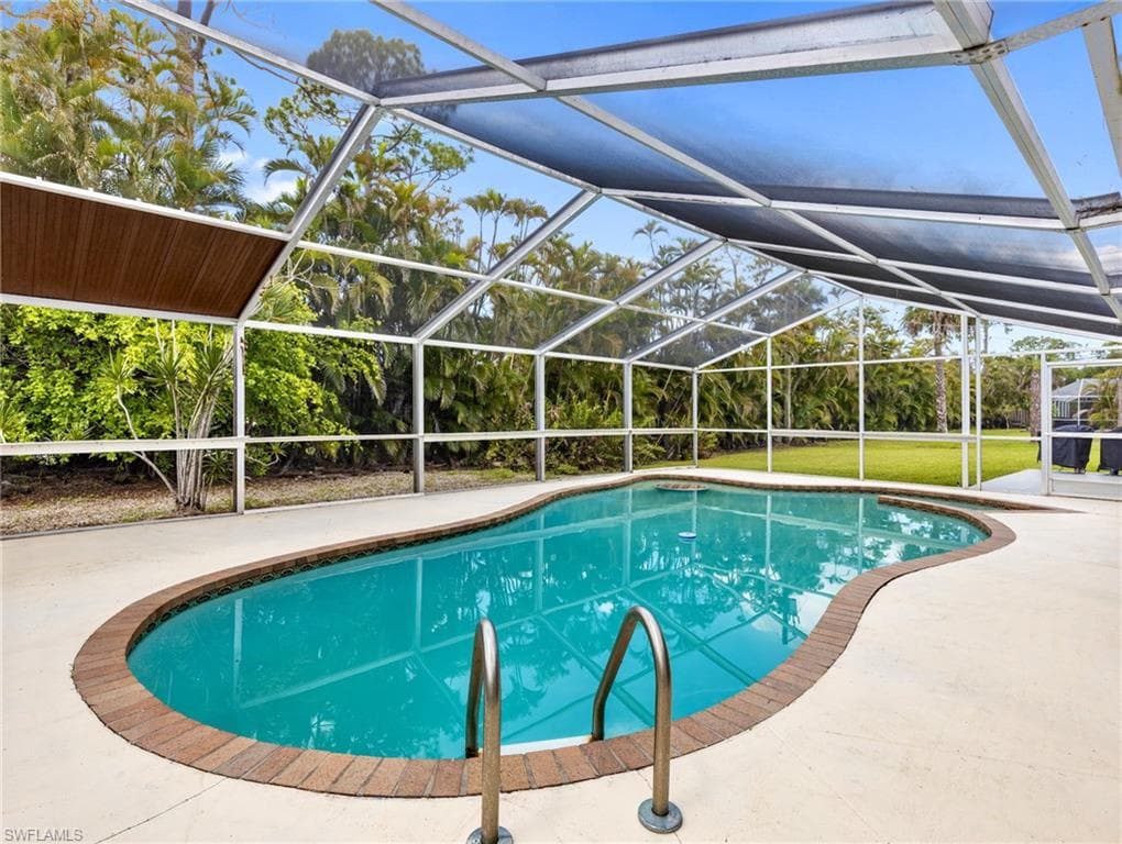 3704 Blue Heron DR-45