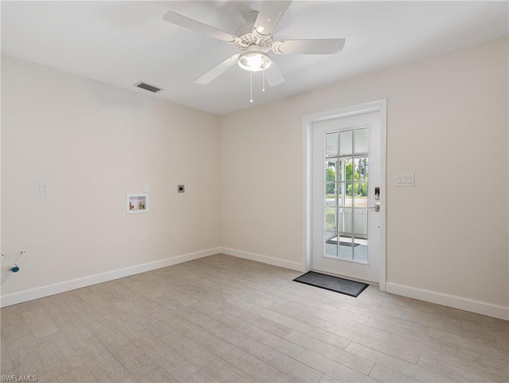 3704 Blue Heron DR-25