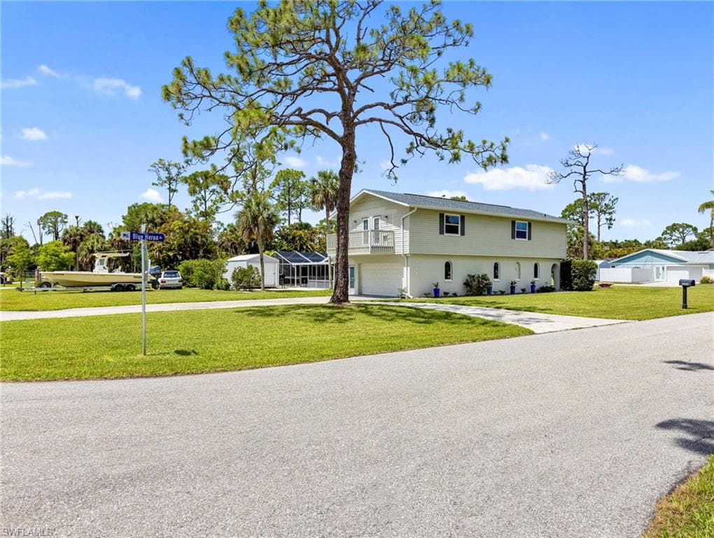 3704 Blue Heron DR-2