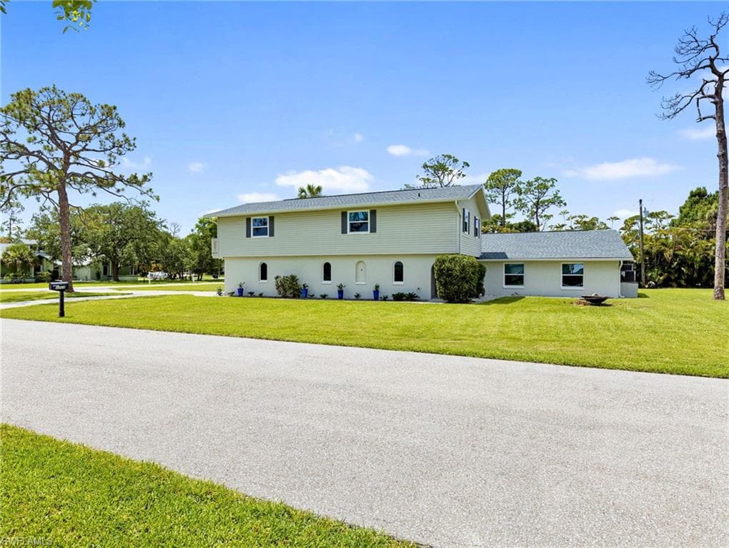 3704 Blue Heron DR-49