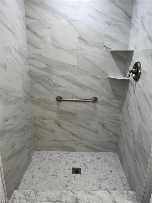 16881 Davis RD # 713, FORT MYERS FL 33908-18