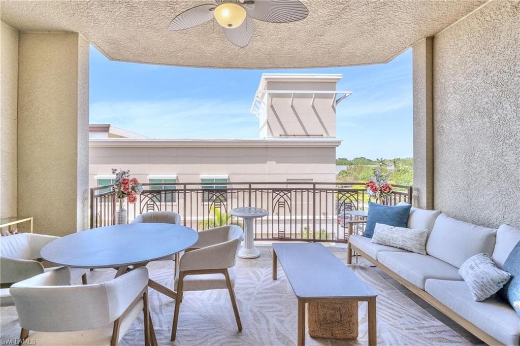 9115 Strada PL # 5317, NAPLES FL 34108-7