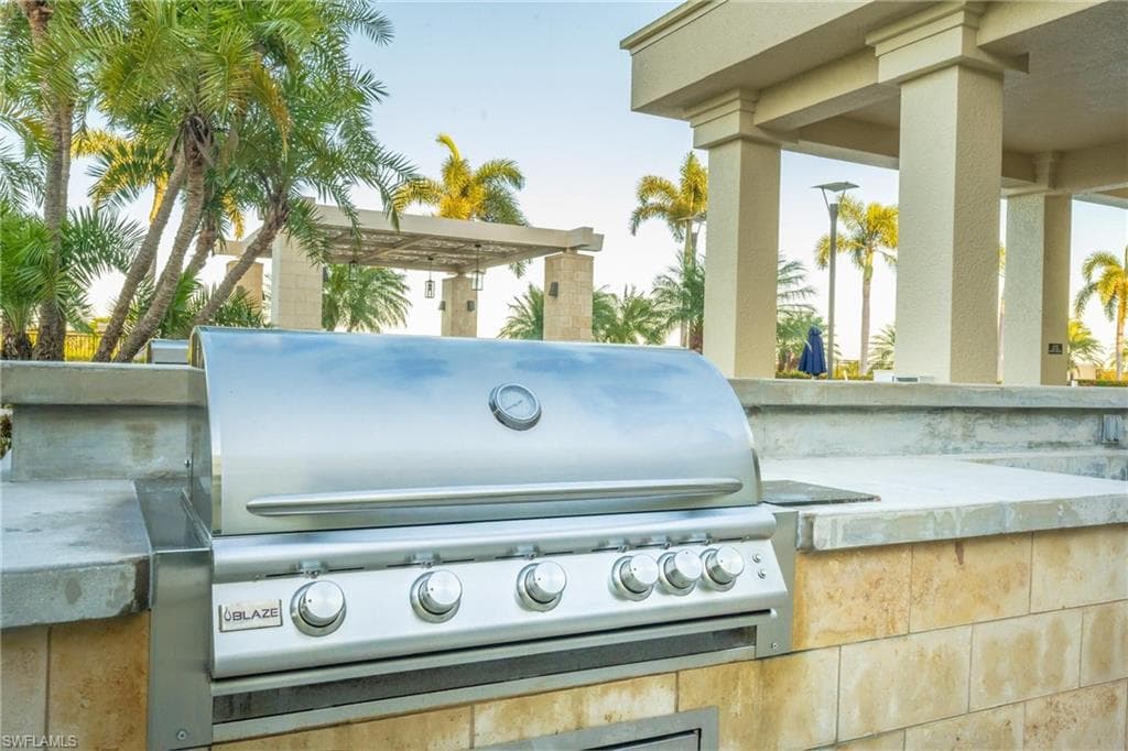 9115 Strada PL # 5317, NAPLES FL 34108-24