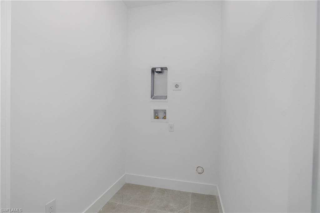 10940 Salt Bay WAY, FORT MYERS FL 33913-22