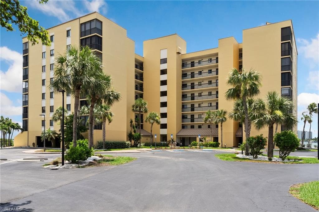 400 Lenell # 110, FORT MYERS BEACH FL 33931-1
