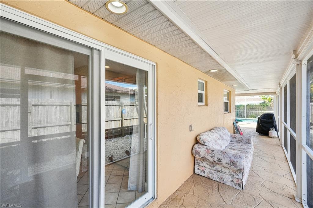 770 93rd AVE N, NAPLES FL 34108-22