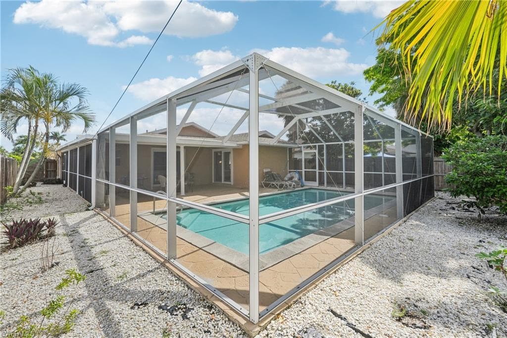 770 93rd AVE N, NAPLES FL 34108-29