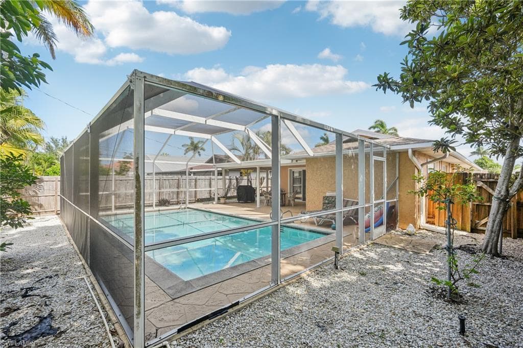 770 93rd AVE N, NAPLES FL 34108-30