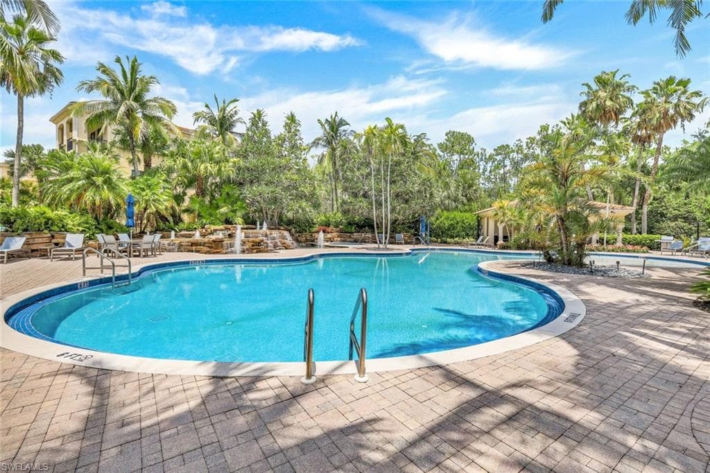 2830 Tiburon BLVD E # 103, NAPLES FL 34109-16