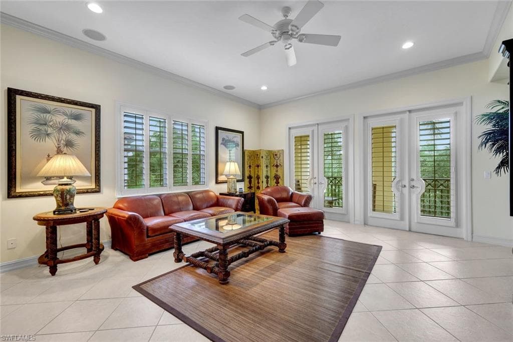 2830 Tiburon BLVD E # 103, NAPLES FL 34109-4