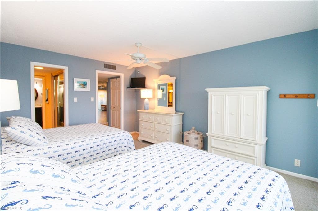 1 Bluebill AVE # 501, NAPLES FL 34108-17