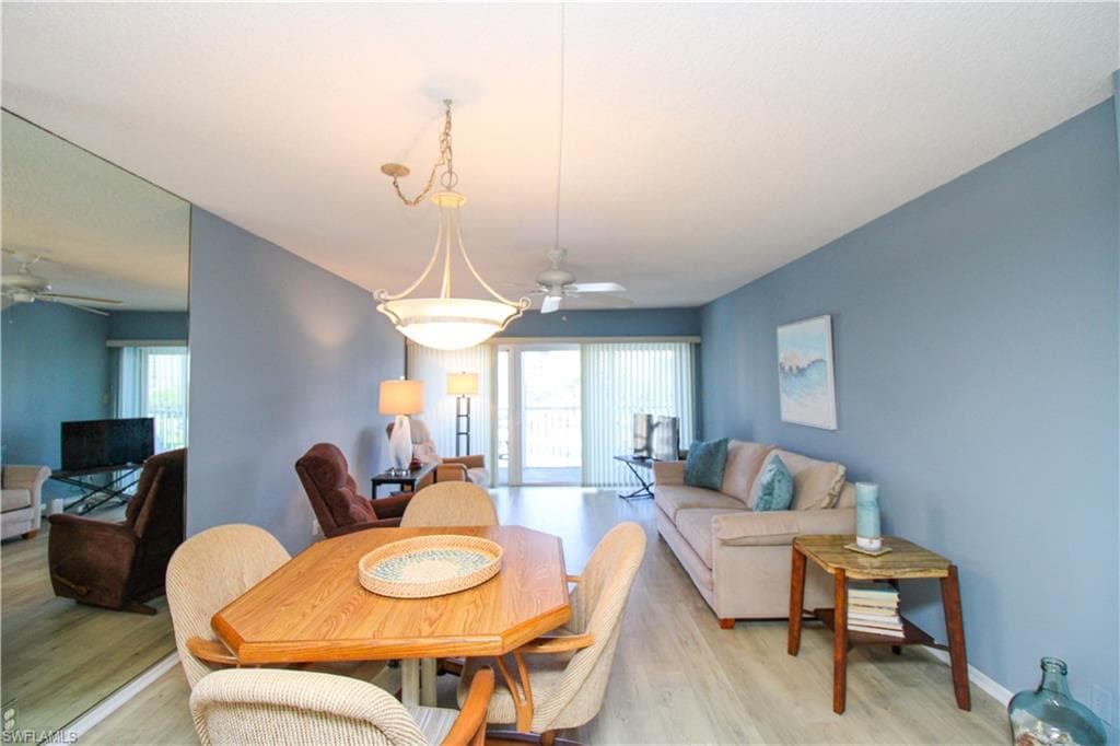 1 Bluebill AVE # 501, NAPLES FL 34108-10