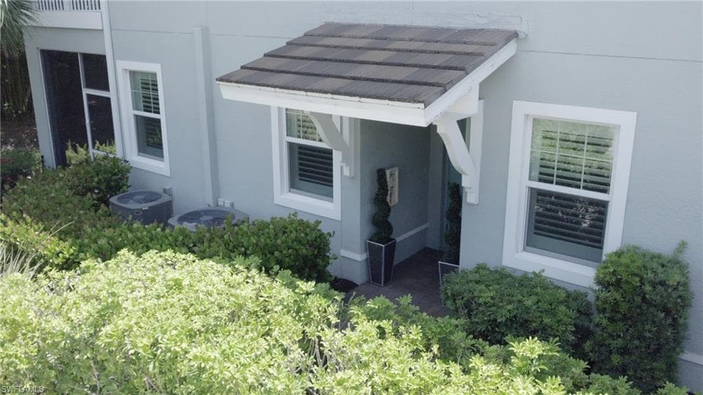 2343 Sheen LN # 401, NAPLES FL 34120-38