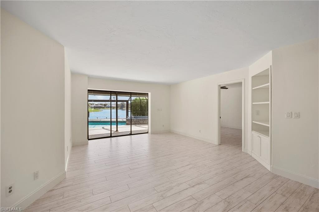 9782 Campbell CIR, NAPLES FL 34109-6