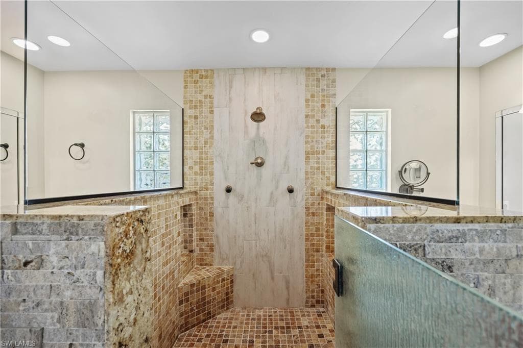 9782 Campbell CIR, NAPLES FL 34109-13