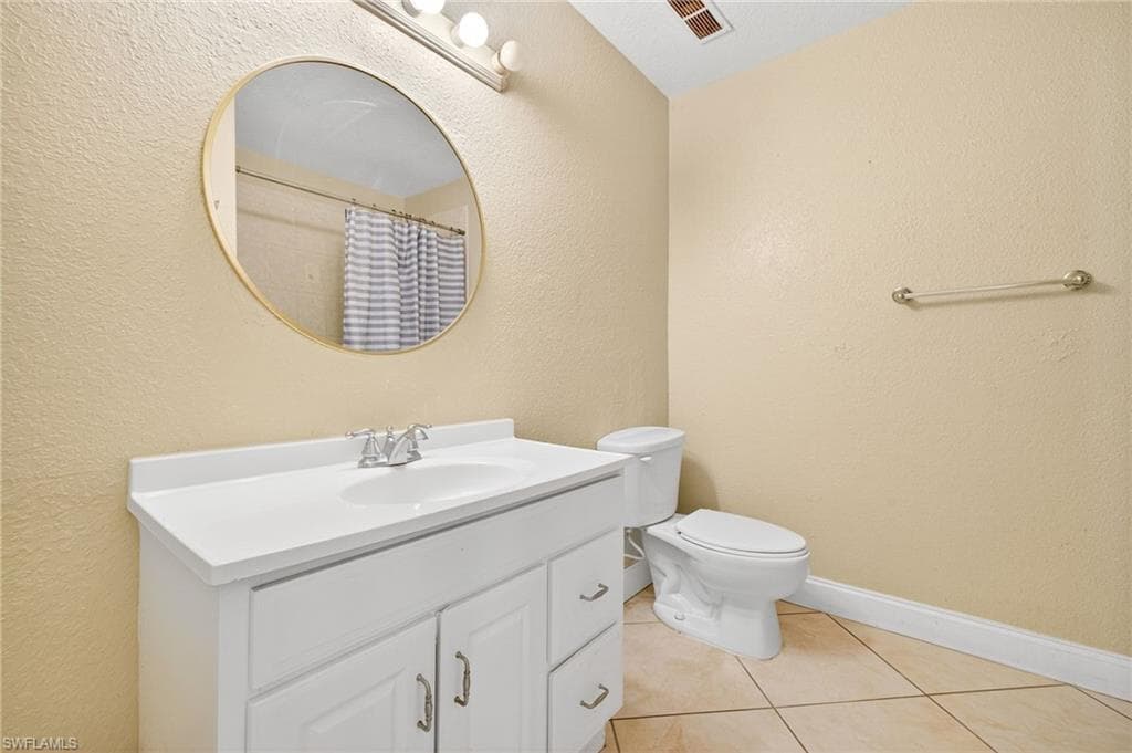 4814 Bluefish CT, FORT MYERS FL 33919-27