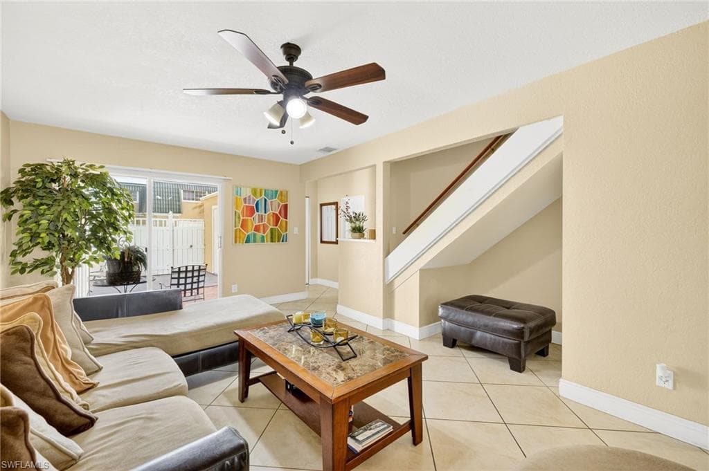 4814 Bluefish CT, FORT MYERS FL 33919-14