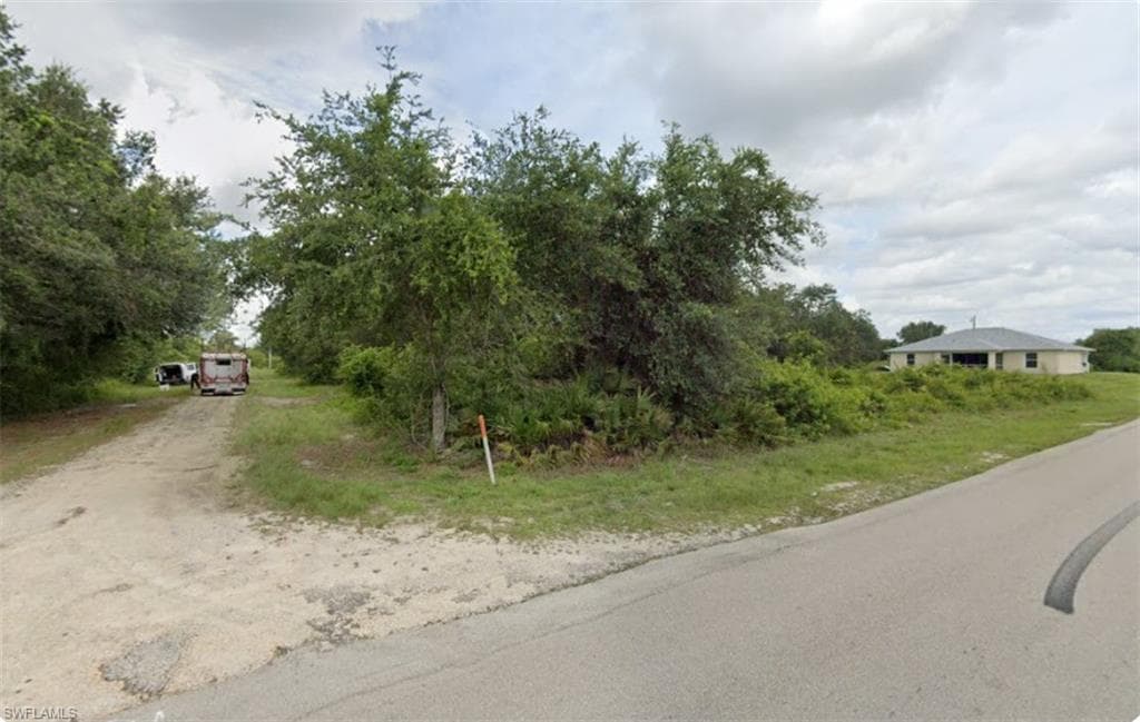 5902 Connie AVE N-0