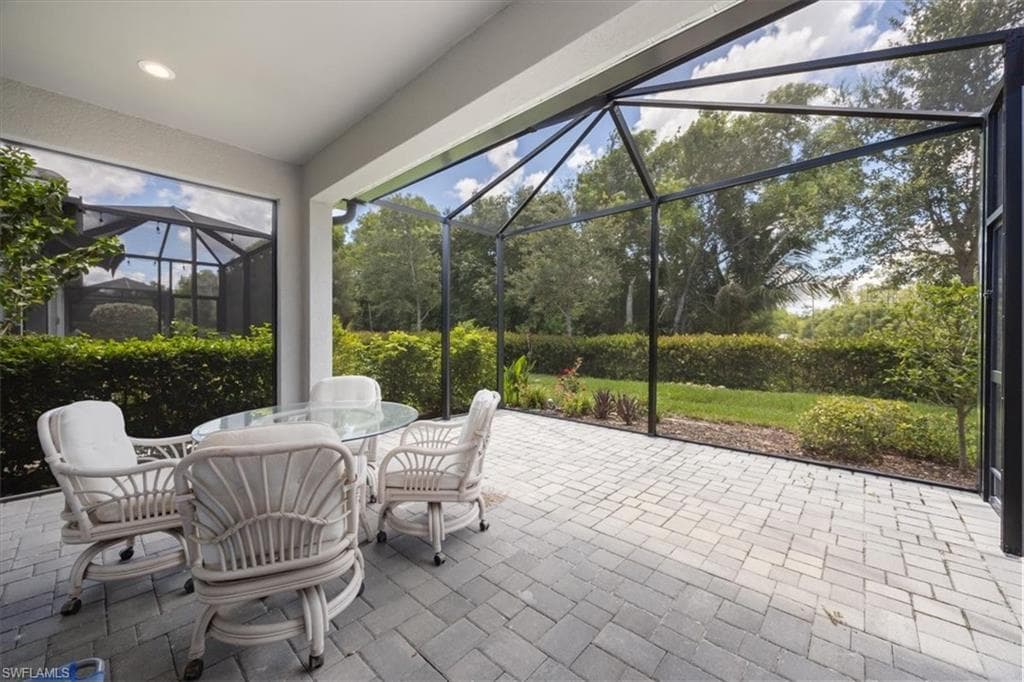 2401 Ariane DR, NAPLES FL 34112-11