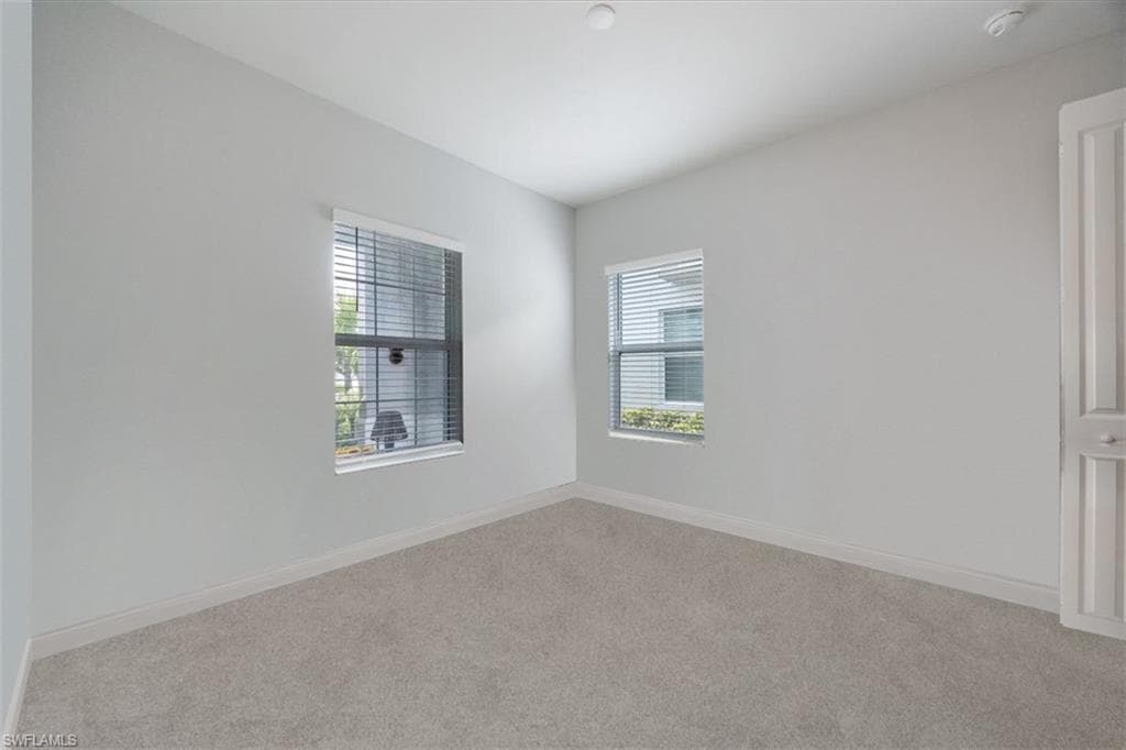 2401 Ariane DR, NAPLES FL 34112-7