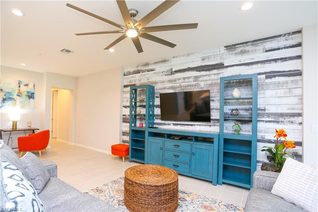 2665 Seychelles CIR # 1907, NAPLES FL 34112-22