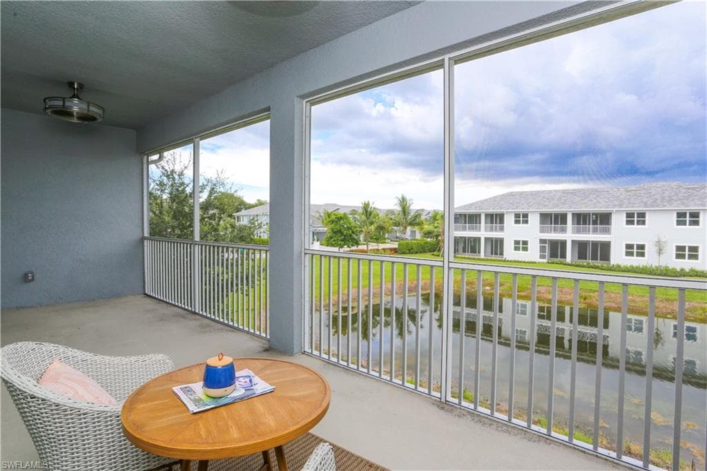 2665 Seychelles CIR # 1907, NAPLES FL 34112-10