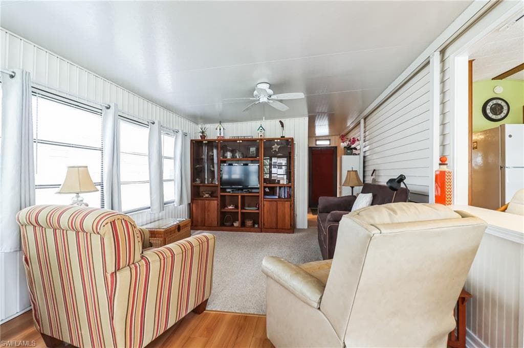 3213 Debbie LN, BONITA SPRINGS FL 34134-2