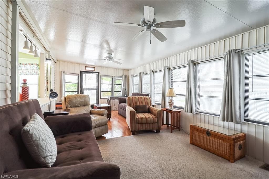 3213 Debbie LN, BONITA SPRINGS FL 34134-3