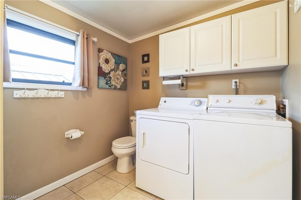 3213 Debbie LN, BONITA SPRINGS FL 34134-20