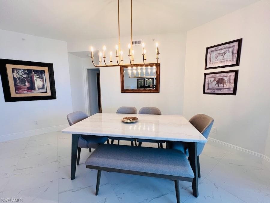 425 Cove Tower DR # 902, NAPLES FL 34110-5