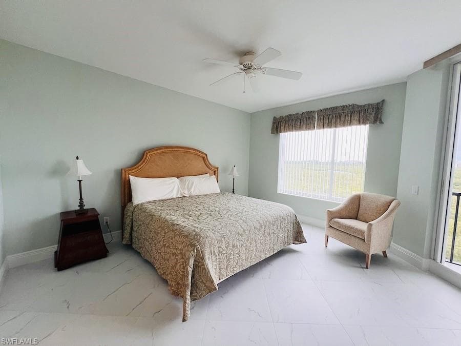 425 Cove Tower DR # 902, NAPLES FL 34110-18