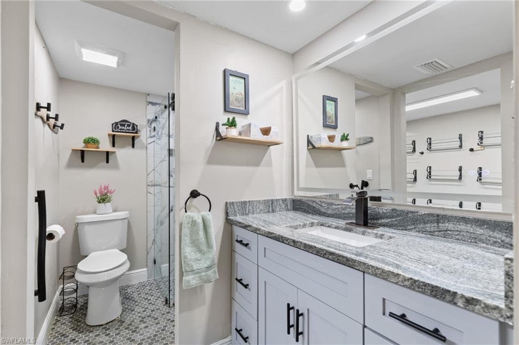 15320 Moonraker CT # 206, NORTH FORT MYERS FL 33917-21