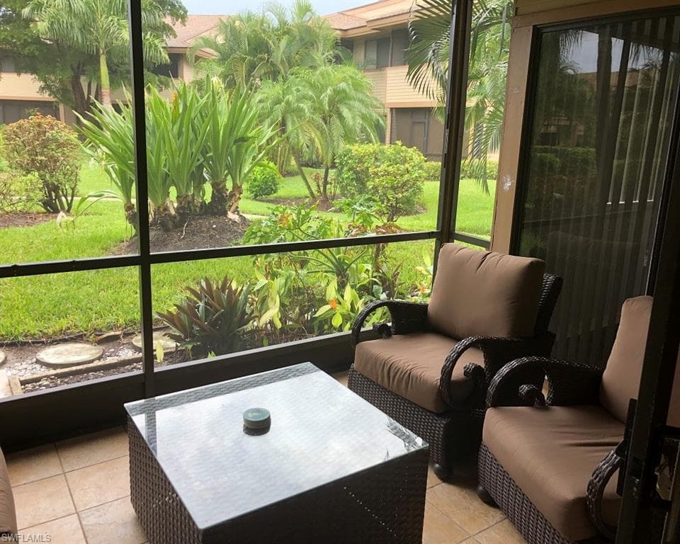 64 4th ST # B101, BONITA SPRINGS FL 34134-22