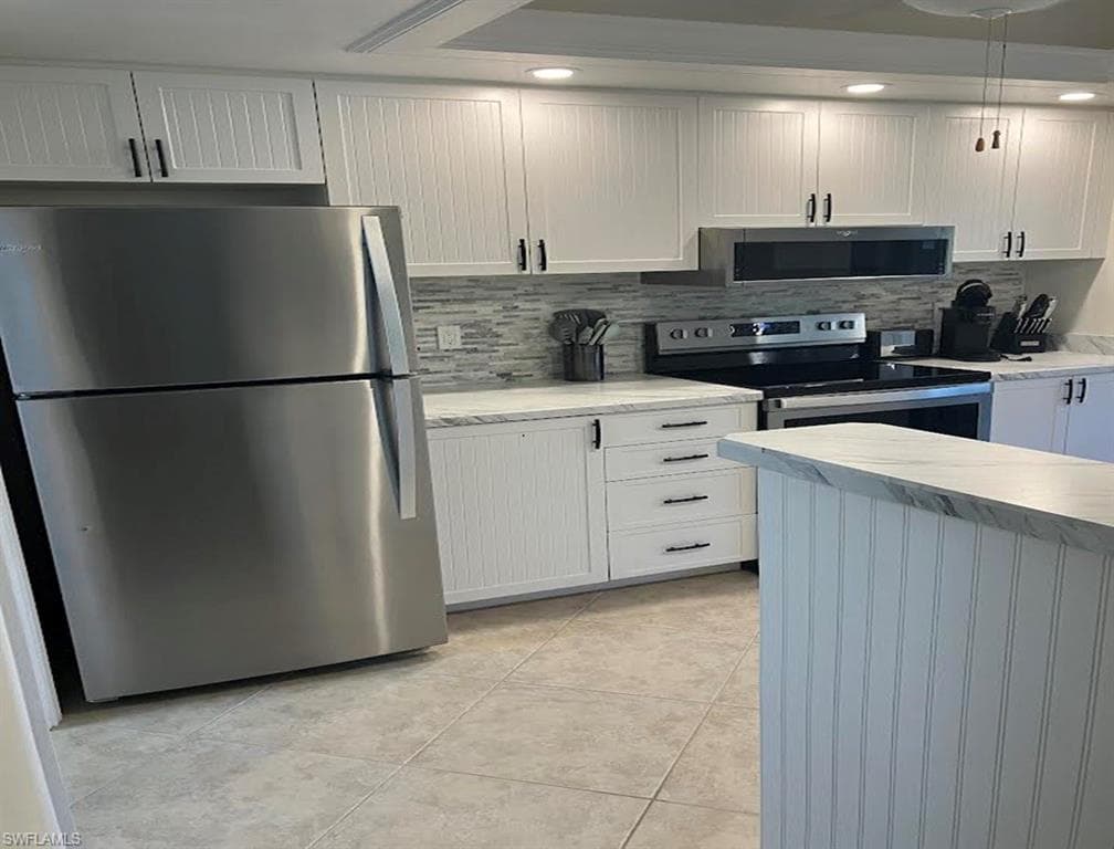 64 4th ST # B101, BONITA SPRINGS FL 34134-3