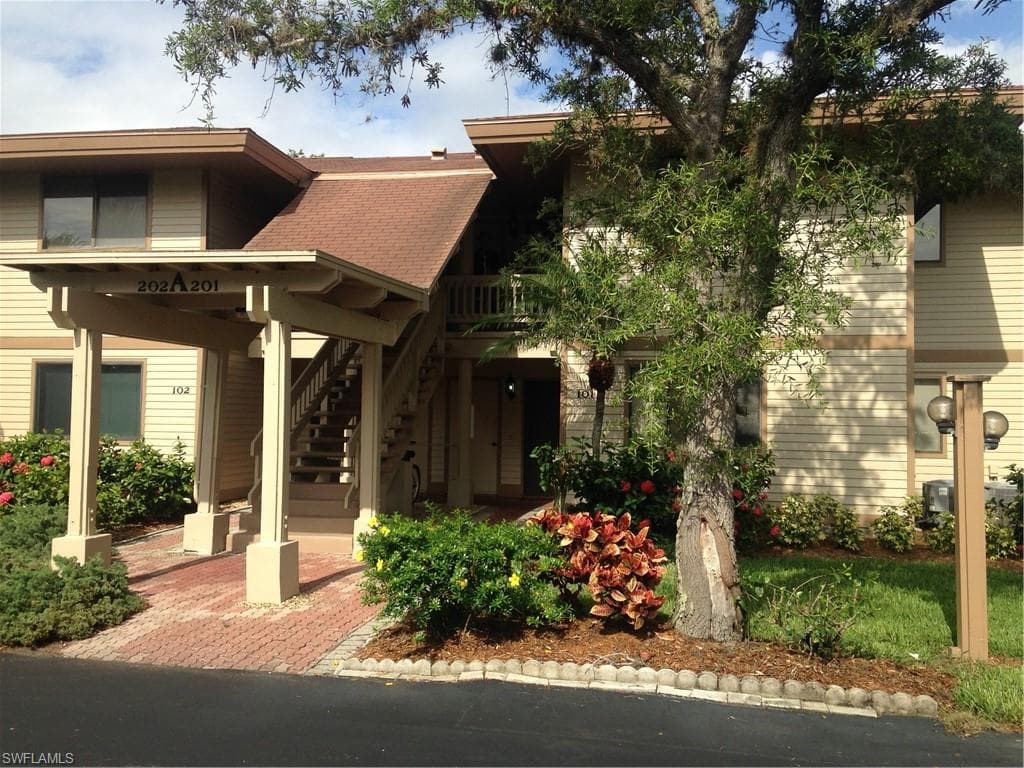 64 4th ST # A201, BONITA SPRINGS FL 34134-1