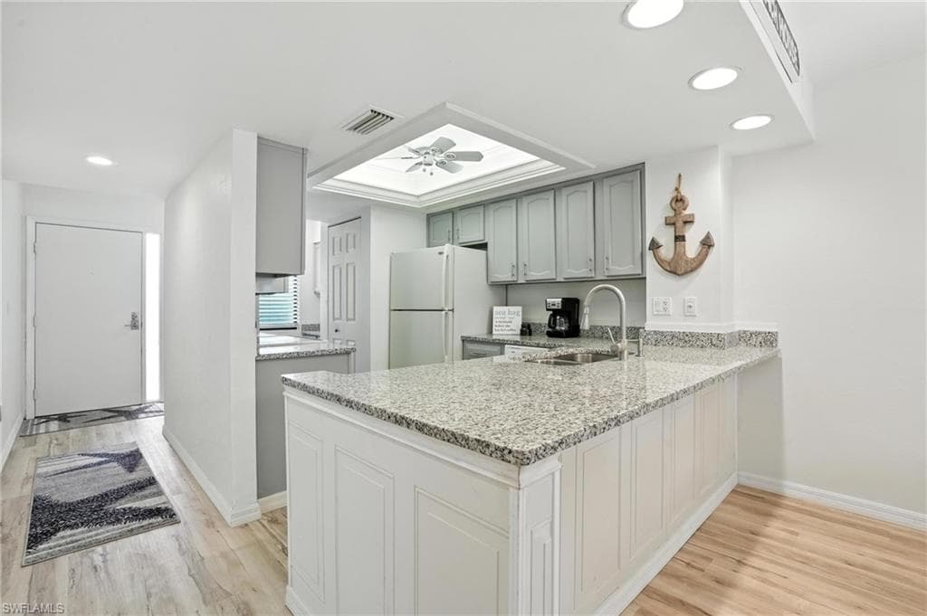 4265 Bay Beach LN # 226, FORT MYERS BEACH FL 33931-12