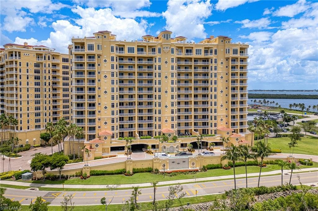 6081 Silver King BLVD # 701, CAPE CORAL FL 33914-4