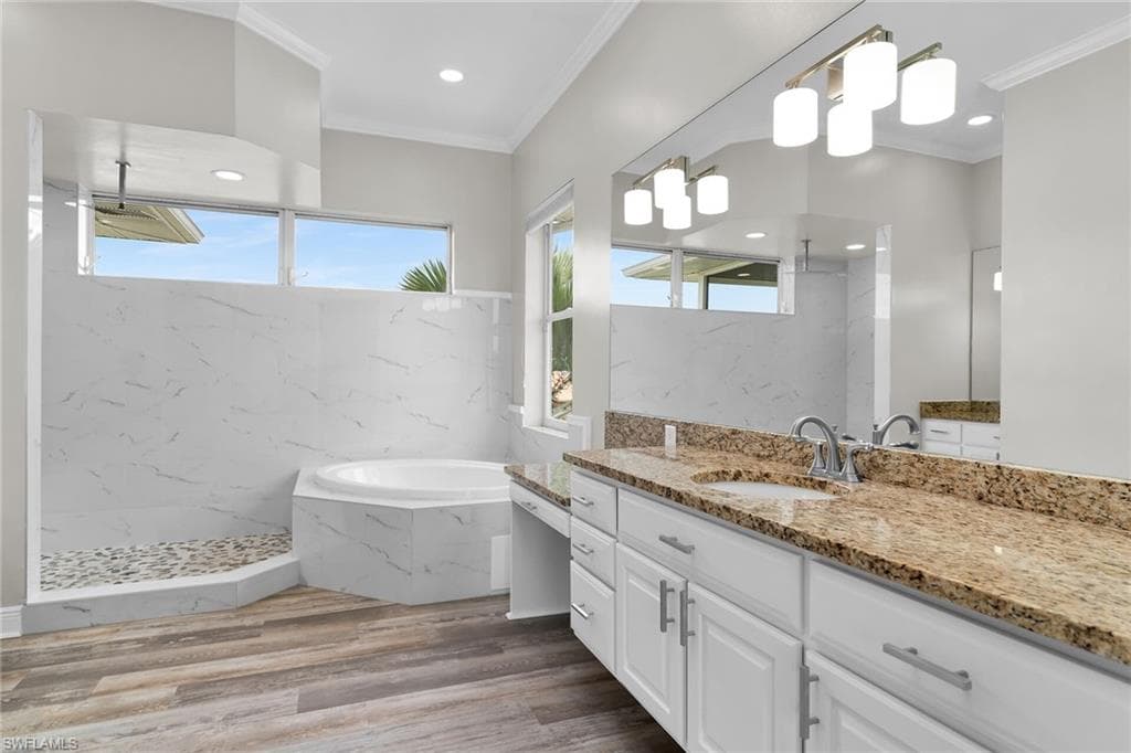 4975 Mederia LN, ESTERO FL 33928-8