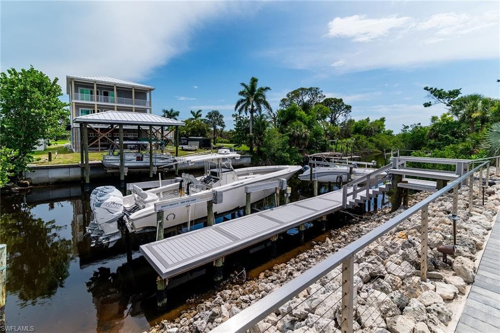 4975 Mederia LN, ESTERO FL 33928-23