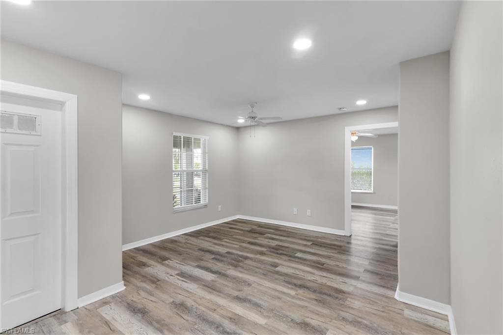 4975 Mederia LN, ESTERO FL 33928-32