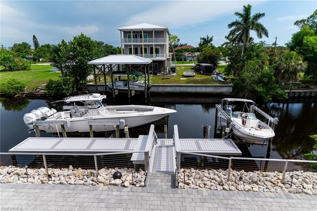 4975 Mederia LN, ESTERO FL 33928-30