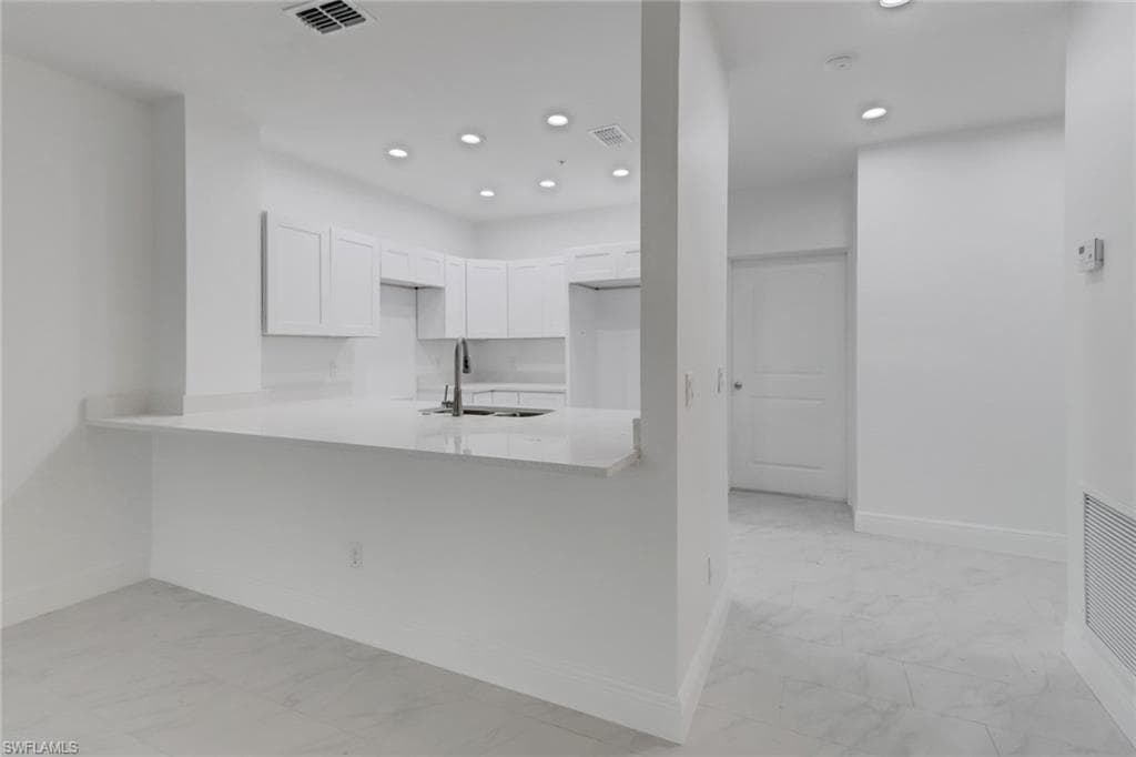 1802 Samantha Gayle WAY # 102, CAPE CORAL FL 33914-8