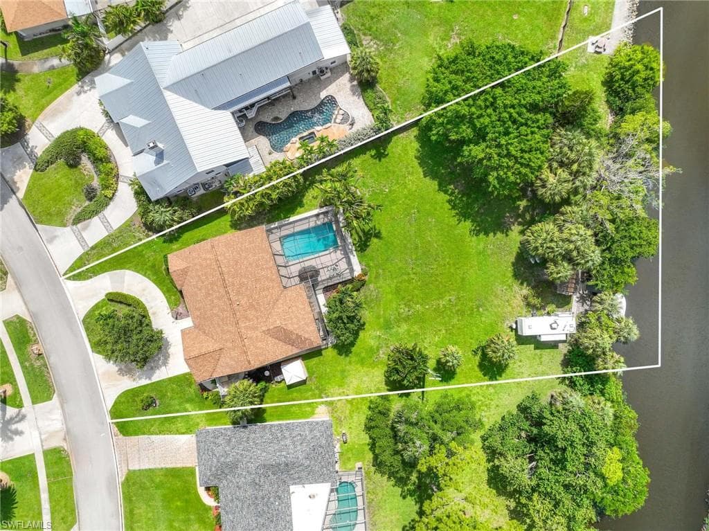 116 Sharwood DR, NAPLES FL 34110-4