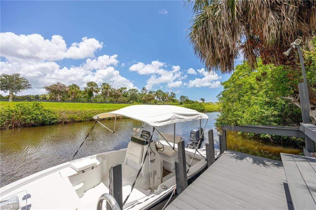 116 Sharwood DR, NAPLES FL 34110-33