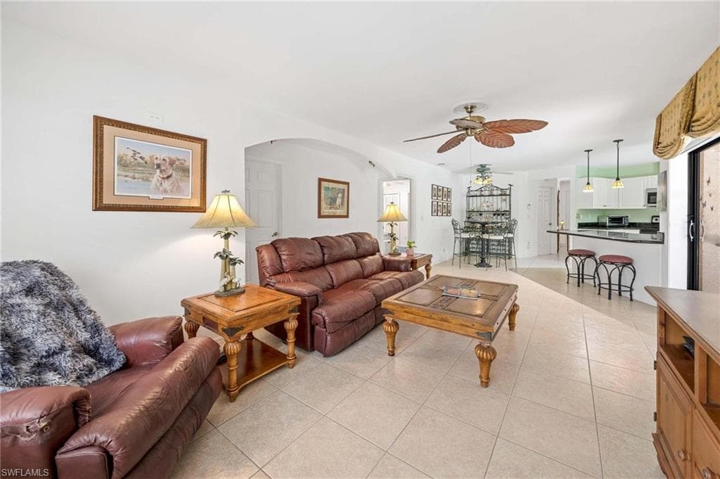 116 Sharwood DR, NAPLES FL 34110-20